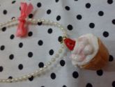 Colar Cupcake de Morango
