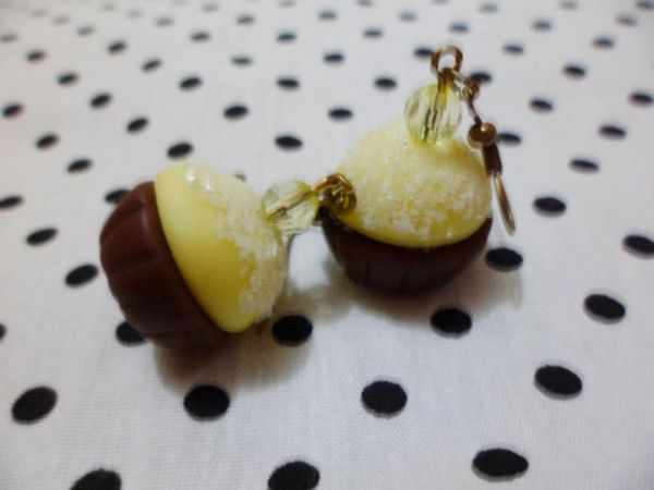 Brinco Cupcake Amarelo